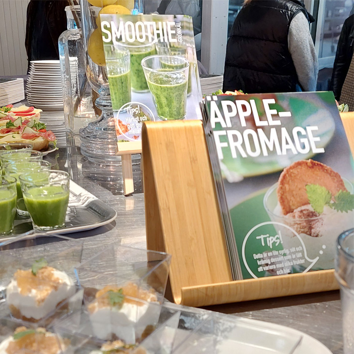 Receptkort med smoothie och äpplefromage.